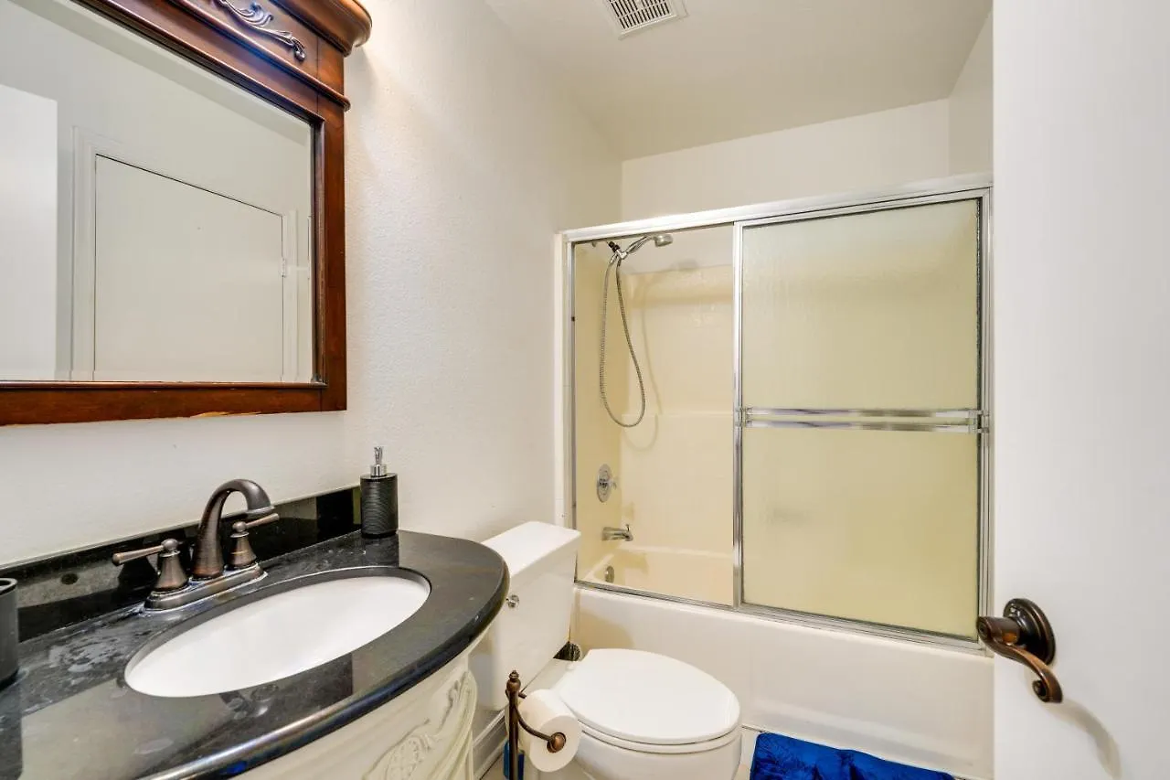 Phoenix Townhome With Community Pool - Near Golf! Semesterbostad