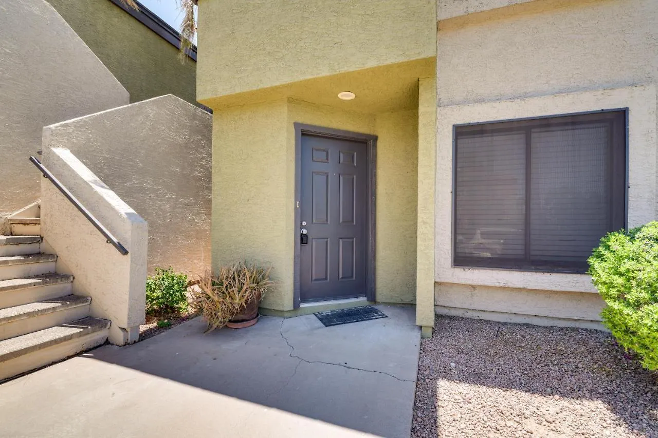 Phoenix Townhome With Community Pool - Near Golf! 0*,  USA